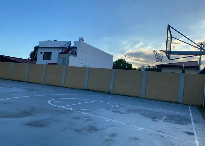Paradise In Pinas Apartment
